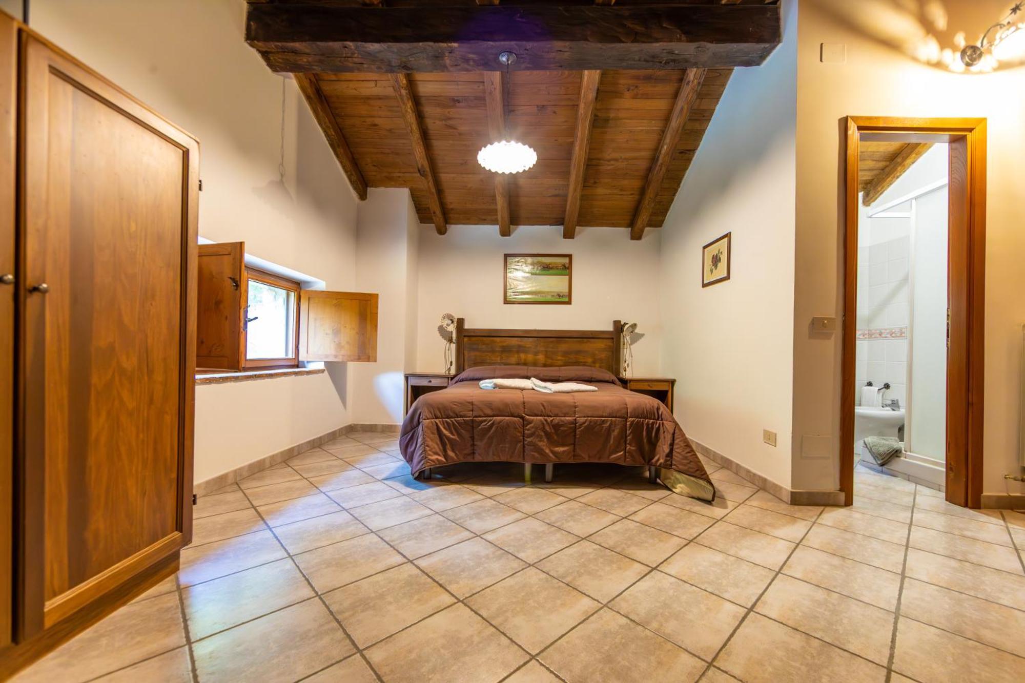 Agriturismo La Ferrera Varco Sabino エクステリア 写真