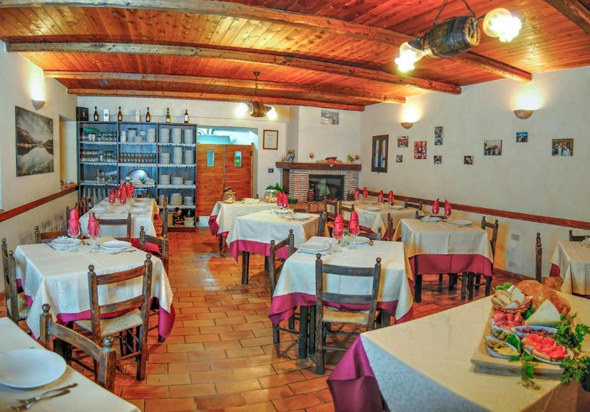 Agriturismo La Ferrera Varco Sabino エクステリア 写真